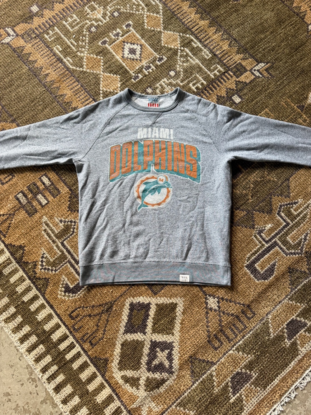Men’s Junk Food Miami Dolphins Gray Sweatshirt